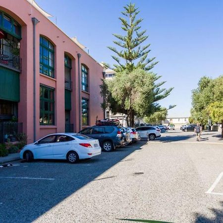 West End Warehouse Historical Opposite Beach Fremantle Luaran gambar
